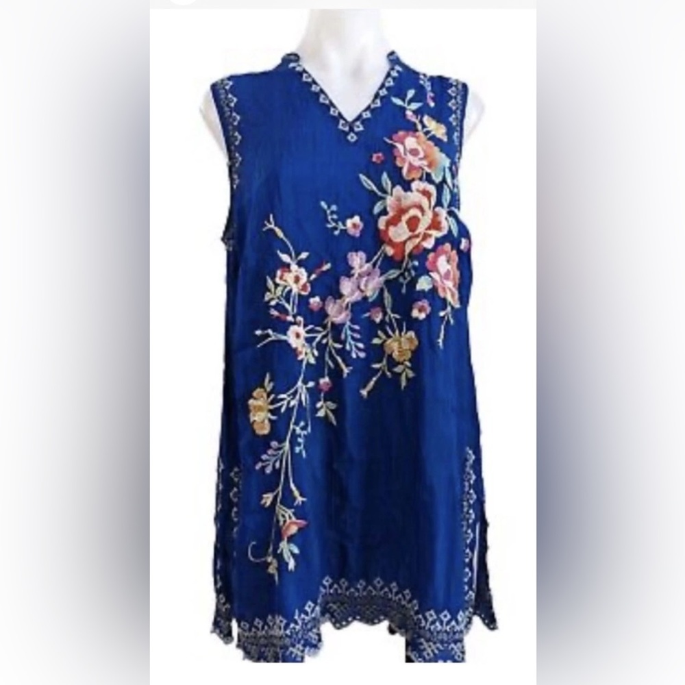 Jonny Was Size XL blue Embroidered Flowers+ sleeveless Tunic Top w/ Side Slits - Picture 2 of 9